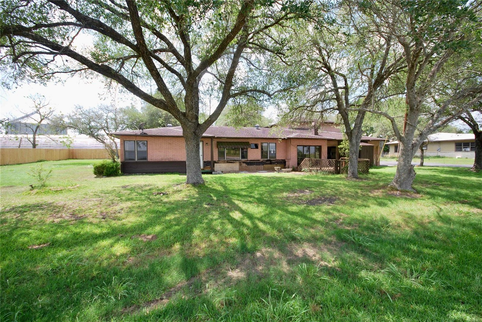 Real estate property located at 5040 Fm 1295, Lavaca, Moulton, TX, US