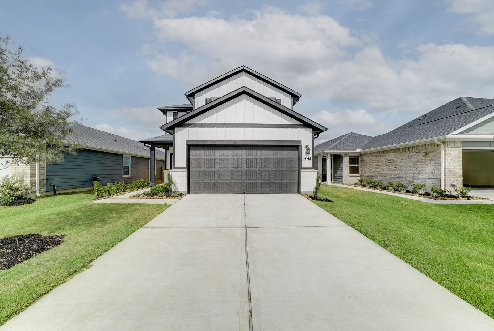 Real estate property located at 1227 Tanner Dell, Harris, Sweetgrass Village, Crosby, TX, US