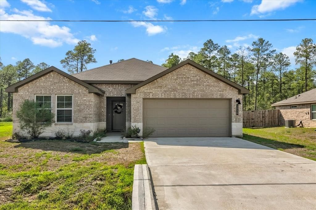 Real estate property located at 1530 Holly, Hardin, Holly Trails Ph 1, Sour Lake, TX, US