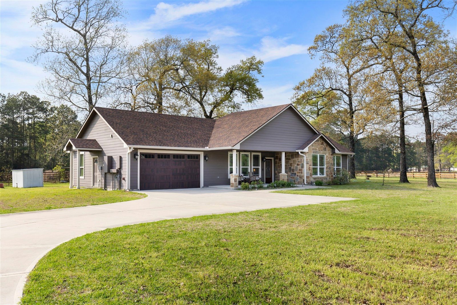 Real estate property located at 28726 Robinson, Montgomery, Abstract Area, Conroe, TX, US