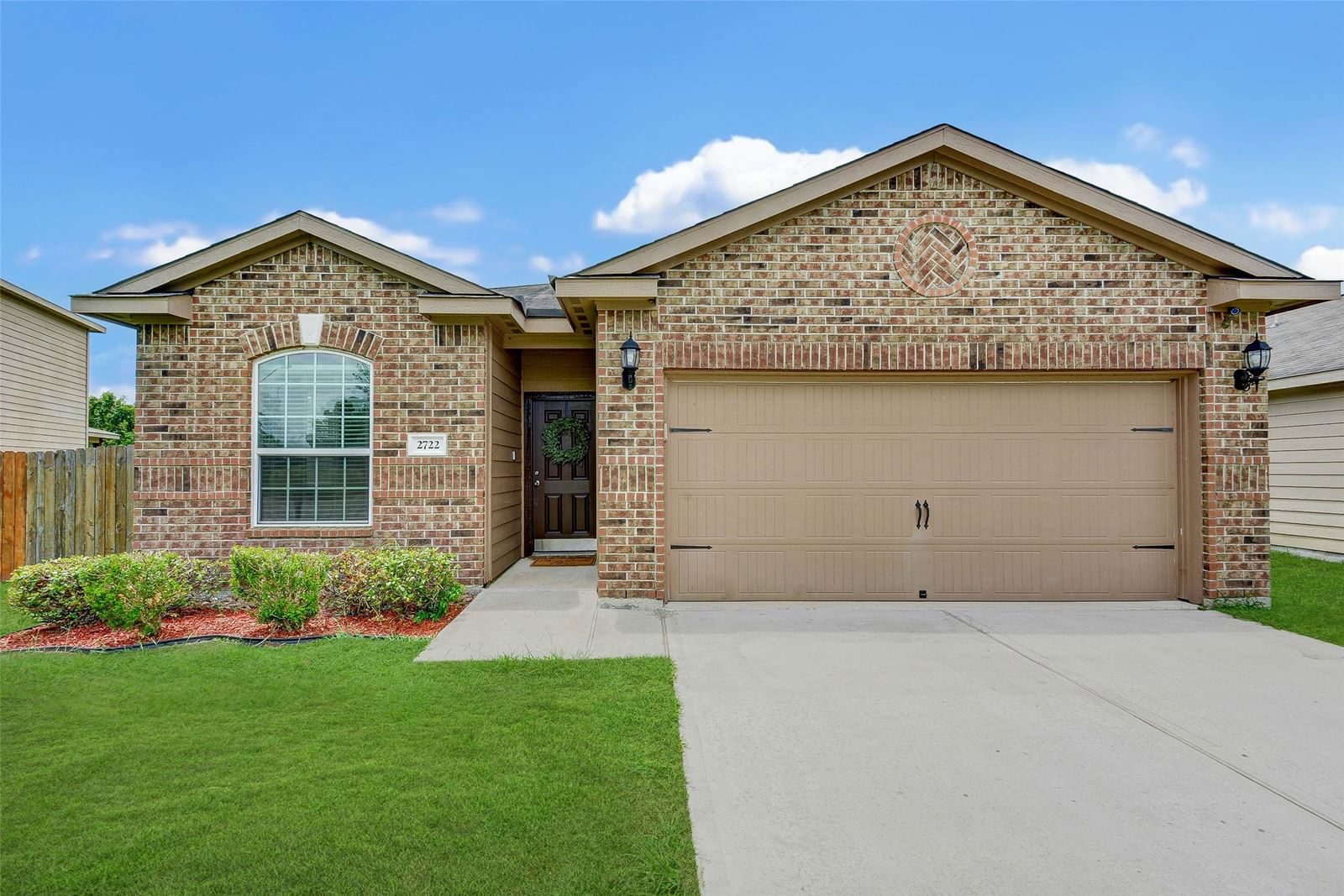 Real estate property located at 2722 Tracy, Harris, Nowlingshire Estates, Highlands, TX, US