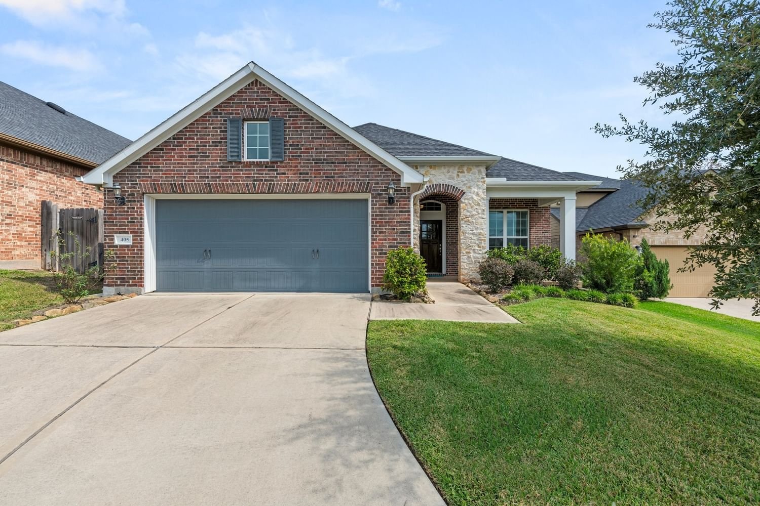 Real estate property located at 405 Billingsgate Chase, Montgomery, Conroe, TX, US