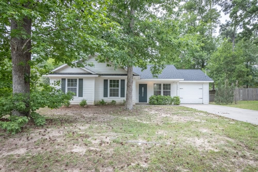 Real estate property located at 10670 Royal Magnolia, Montgomery, Royal Forest 02, Conroe, TX, US