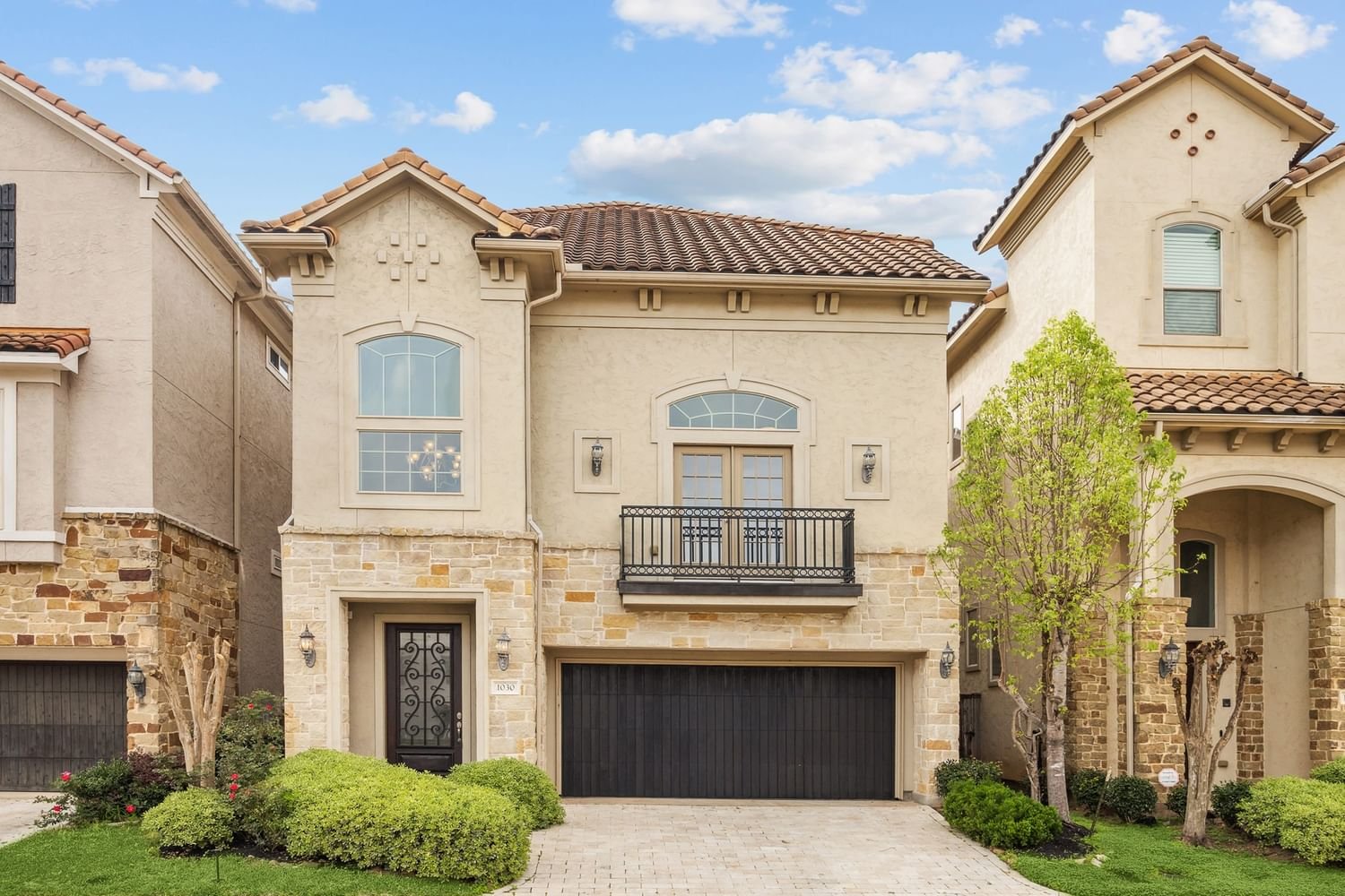 Real estate property located at 1030 Old Oyster, Fort Bend, The Enclave At Lake Pointe, Sugar Land, TX, US