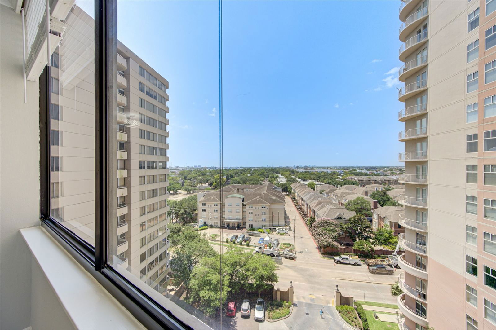 Real estate property located at 3525 Sage #1110, Harris, Sage Street Condo, Houston, TX, US