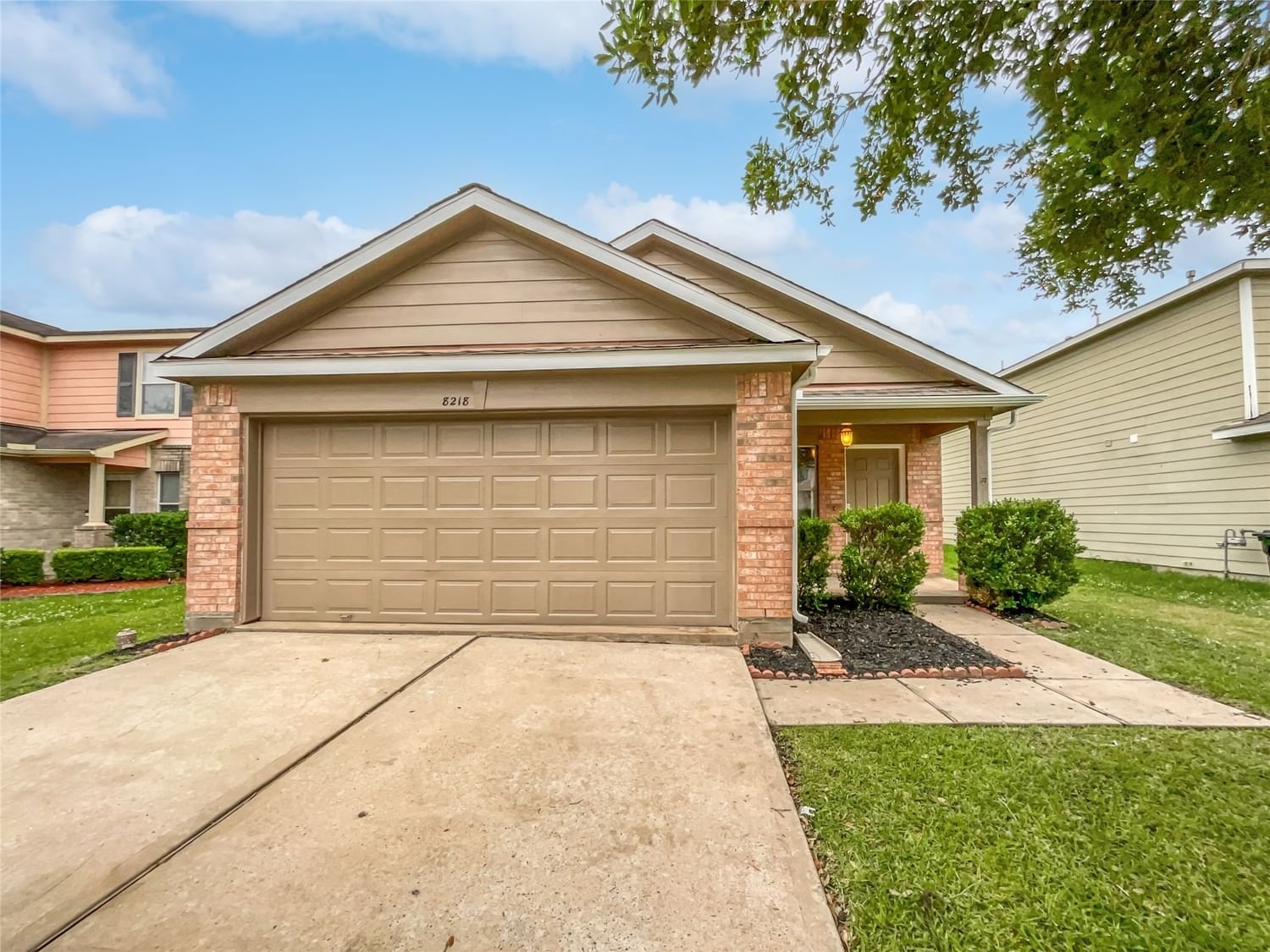 Real estate property located at 8218 Tartan, Fort Bend, Southern Colony Sec 1, Rosharon, TX, US