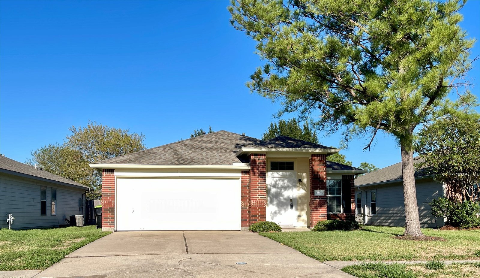 Real estate property located at 18223 Afton Hollow, Fort Bend, Twin Oaks Village, Richmond, TX, US