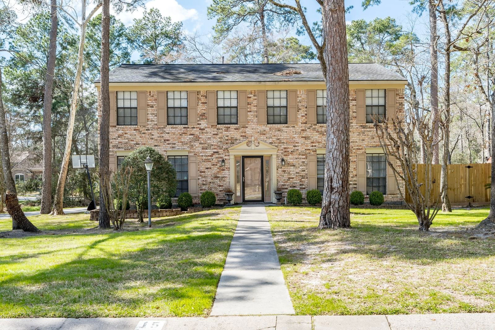 Real estate property located at 15 Eagle Rock, Montgomery, Wdlnds Village Indian Sprg 04, The Woodlands, TX, US