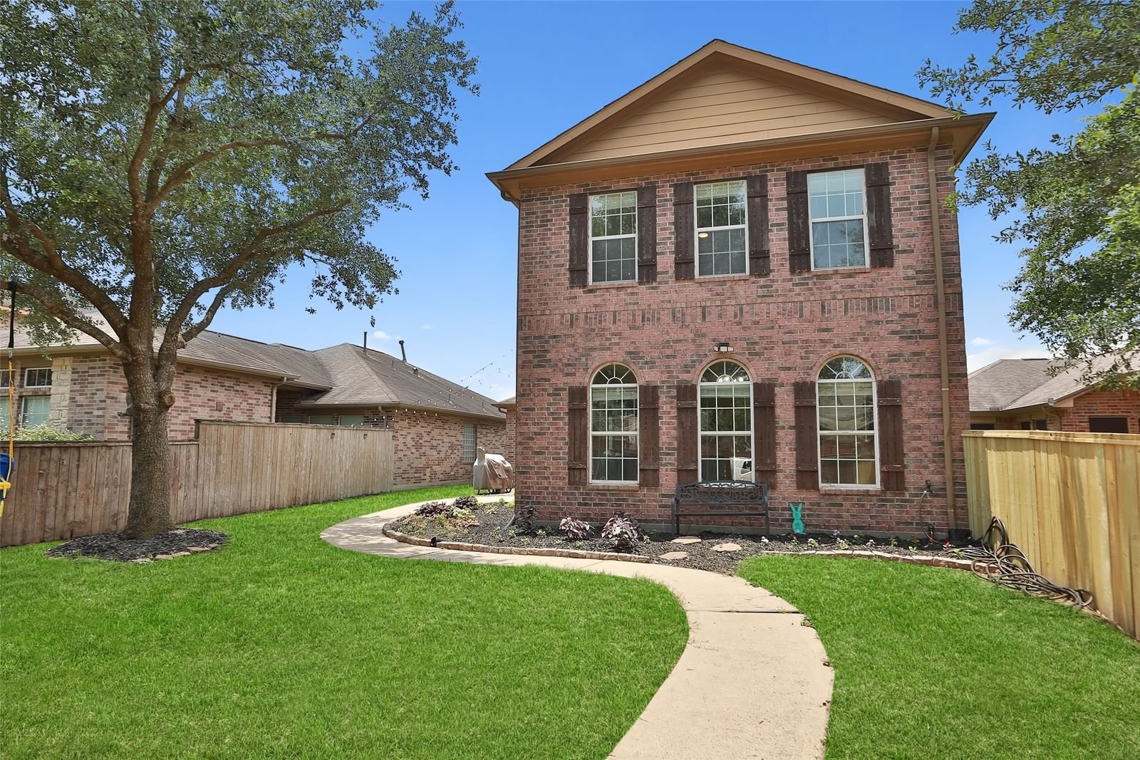 Real estate property located at 8227 Gran Villa, Harris, Villas/Canyon Lakes West Sec 01, Cypress, TX, US
