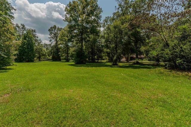 Real estate property located at 000 Sherwood, Hardin, Brookwood Estate, Silsbee, TX, US