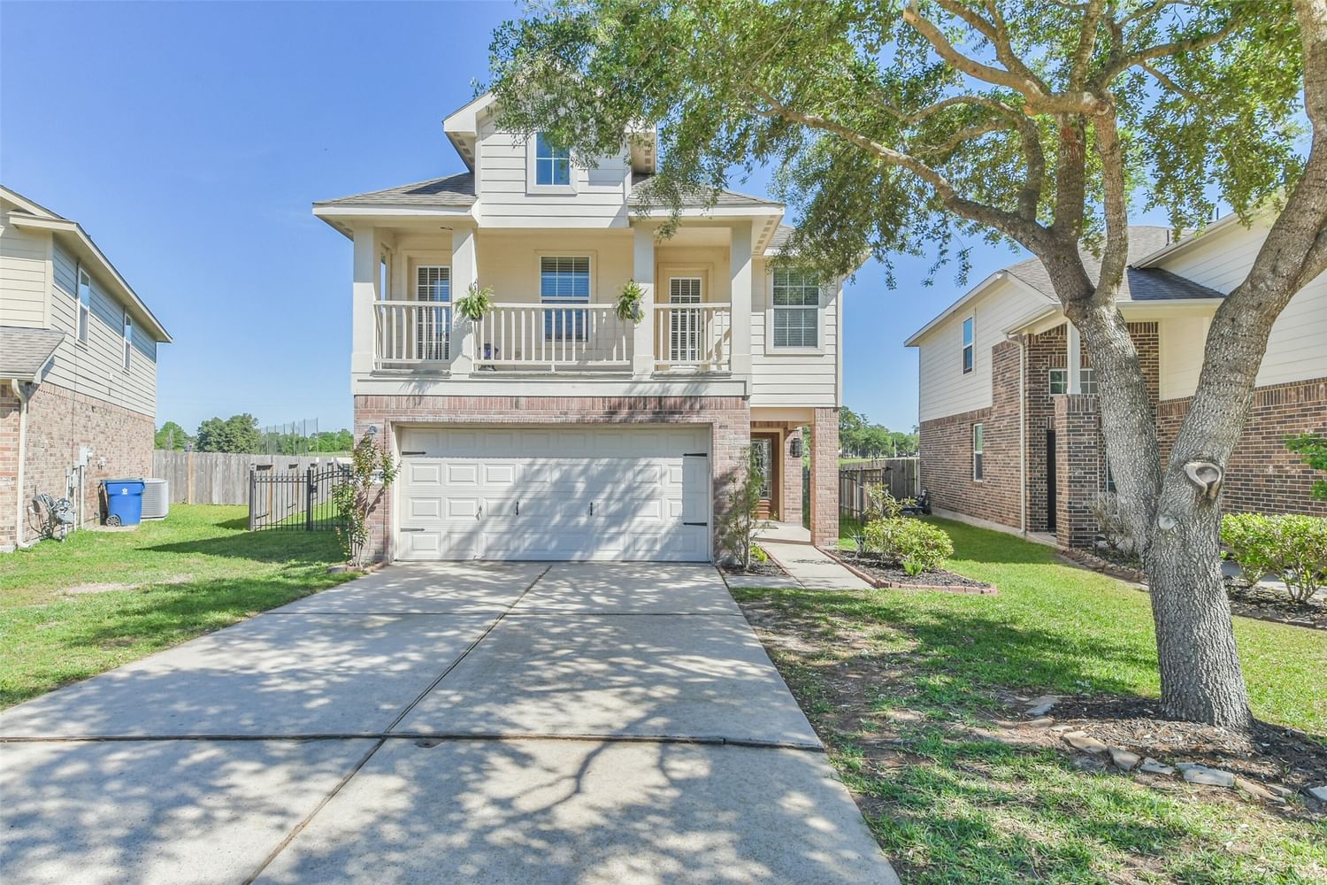 Real estate property located at 18714 Walden Glen, Harris, Walden Green, Humble, TX, US