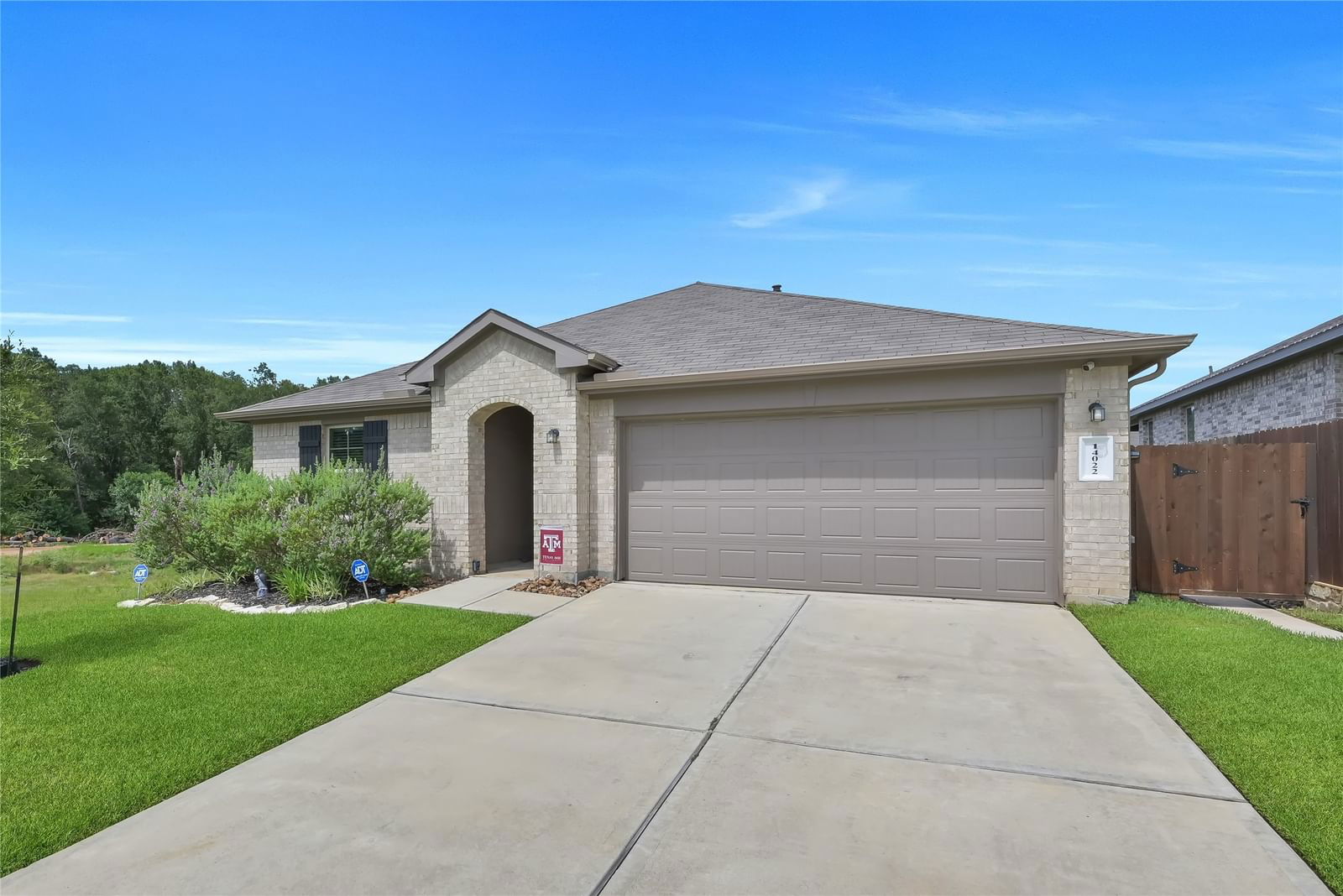 Real estate property located at 14022 Fort Ward, Montgomery, Fosters Ridge, Conroe, TX, US