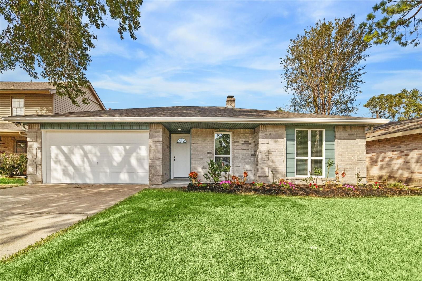 Real estate property located at 10518 Towneview, Fort Bend, Townewest Sec 2, Sugar Land, TX, US