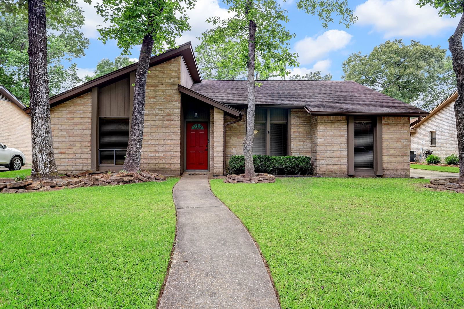 Real estate property located at 4023 Cedar Forest, Harris, Elm Grove Village, Kingwood, TX, US