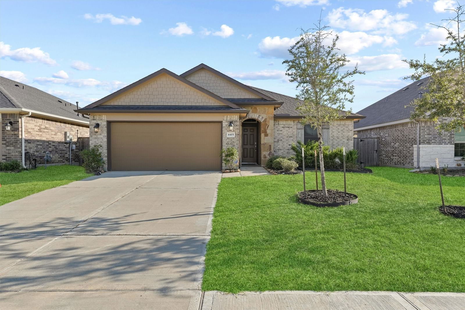 Real estate property located at 4415 Frontier, Harris, ASHBEL CROSSING, Baytown, TX, US