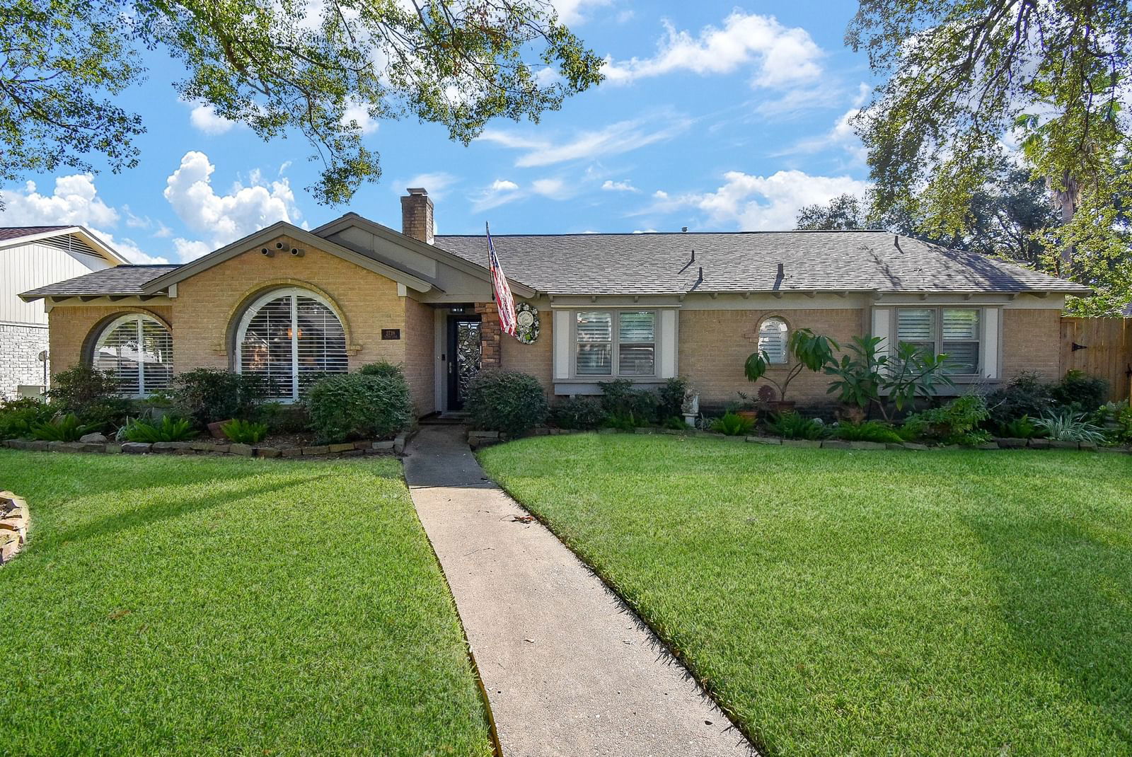 Real estate property located at 2738 Triway, Harris, Spring Shadows Sec 09, Houston, TX, US