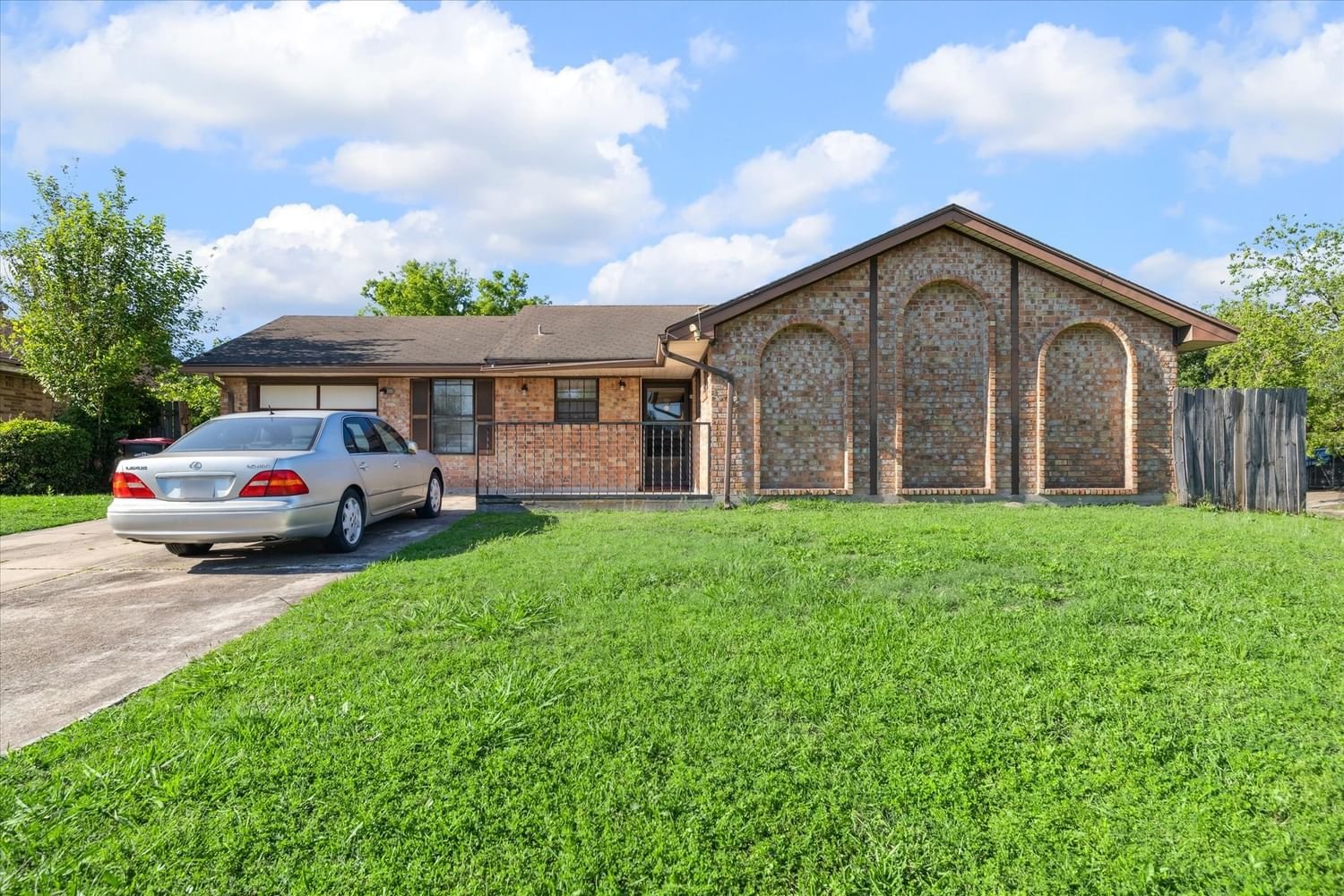Real estate property located at 3911 Blue Meadow, Harris, High Meadows Sec 02, Houston, TX, US