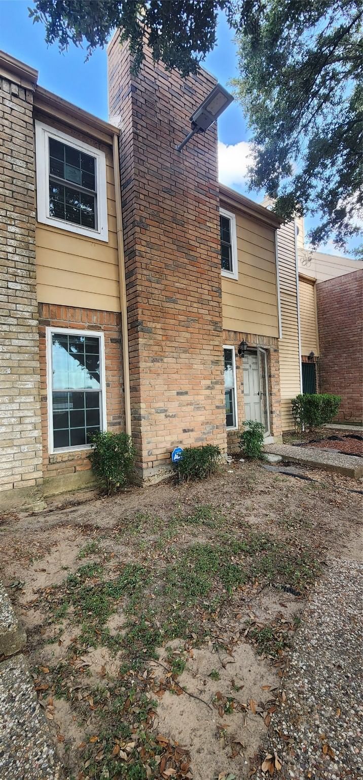 Real estate property located at 9901 Sharpcrest M9, Harris, Oxford Court T/H, Houston, TX, US