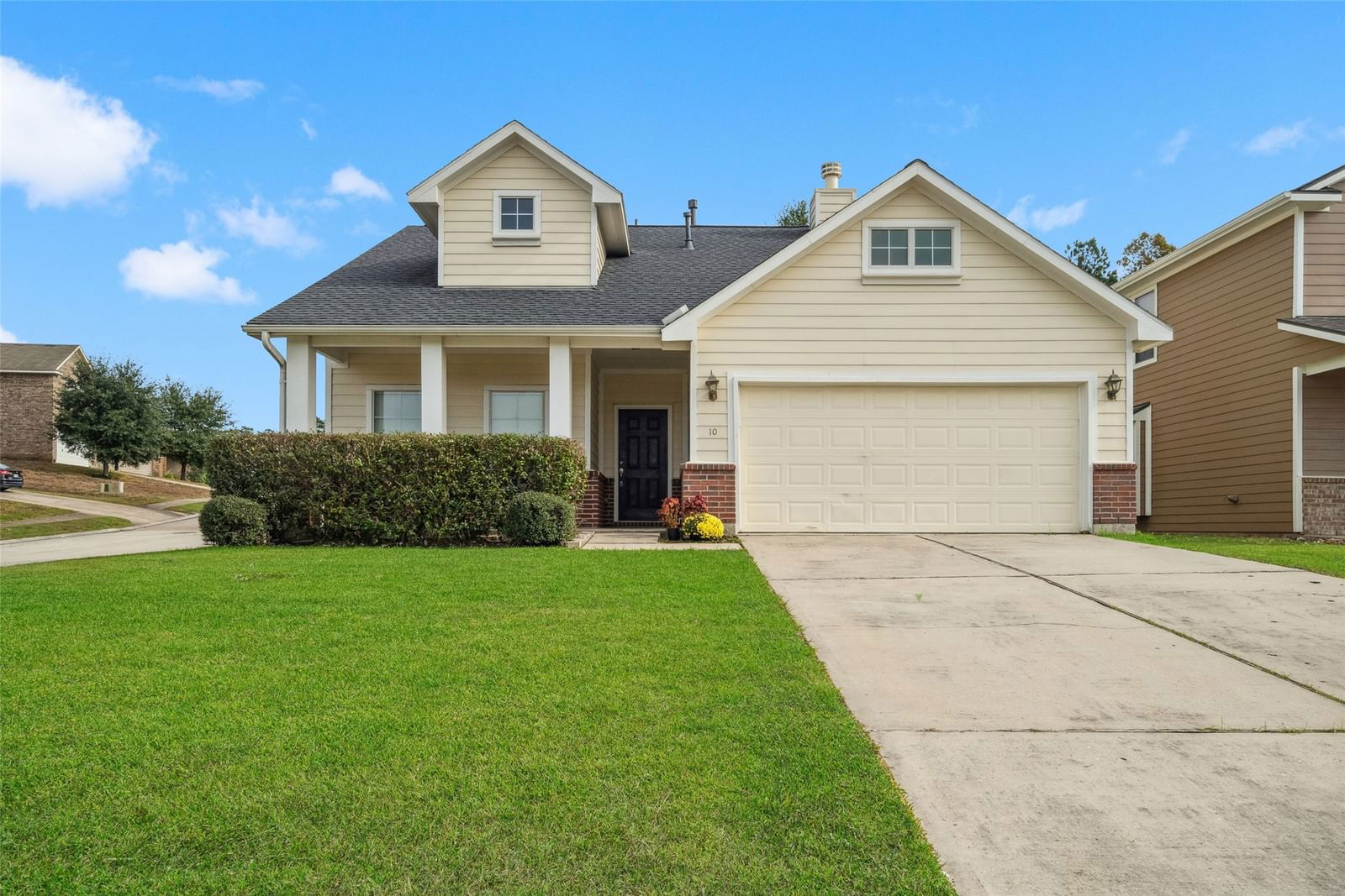 Real estate property located at 10 Briar Grove, Montgomery, BRIAR GROVE, Conroe, TX, US