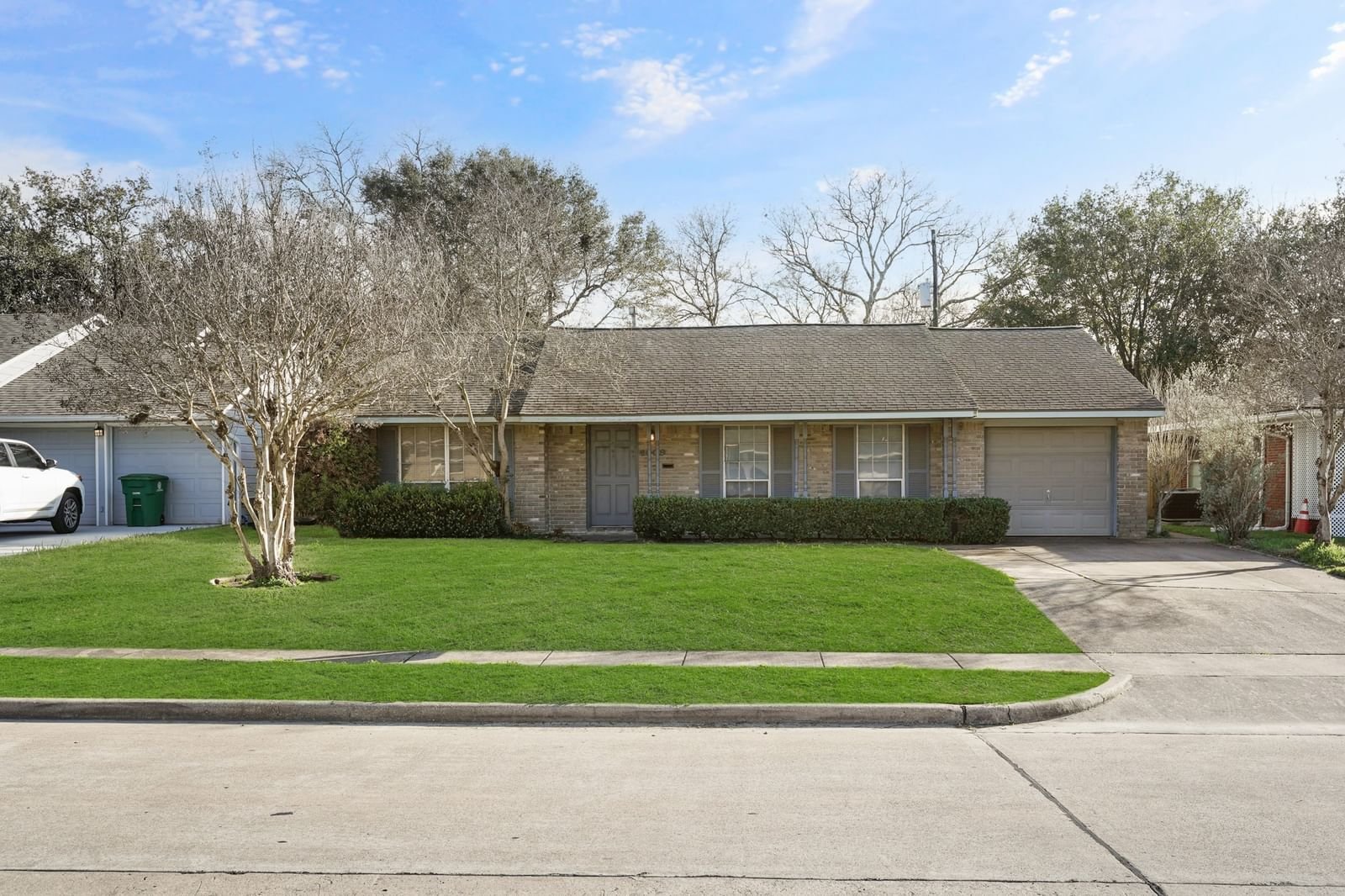 Real estate property located at 4009 Omeara, Harris, Westwood Sec 05, Houston, TX, US