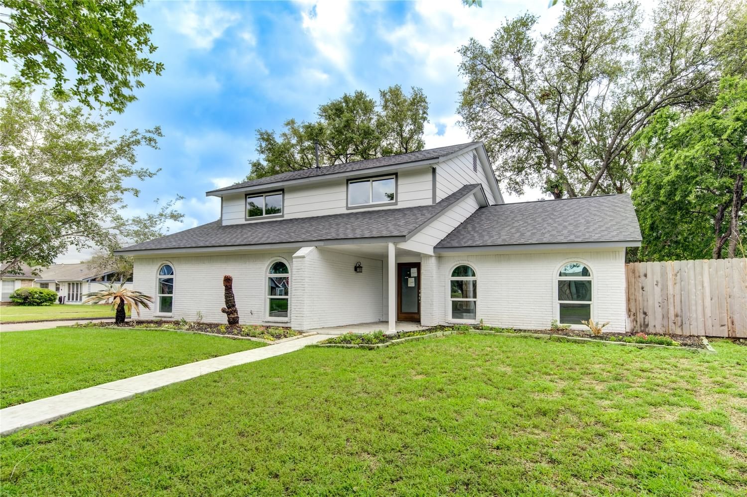 Real estate property located at 12215 Monticeto, Fort Bend, Meadows Sec, Meadows Place, TX, US