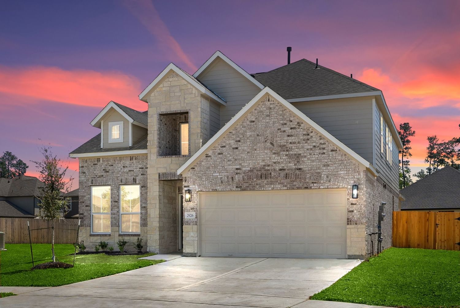 Real estate property located at 29216 Live Tree, Montgomery, Forest Village, Spring, TX, US