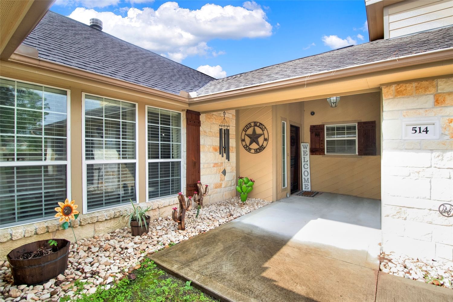 Real estate property located at 514 Pinedale, Fort Bend, Pinedale Manor, Arcola, TX, US