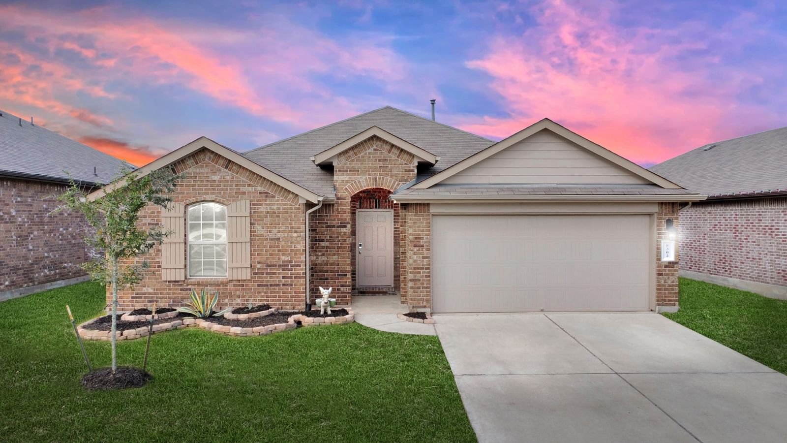 Real estate property located at 8302 Rose Petals, Fort Bend, Southern Colony, Rosharon, TX, US