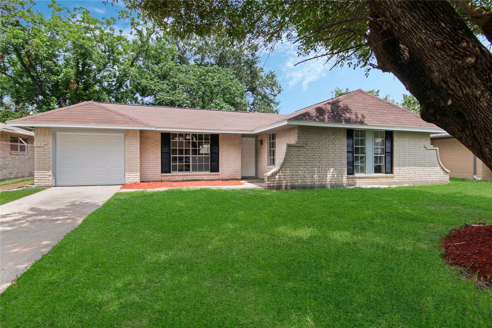 Real estate property located at 11110 Vailview, Harris, Northwood Manor Sec 06, Houston, TX, US