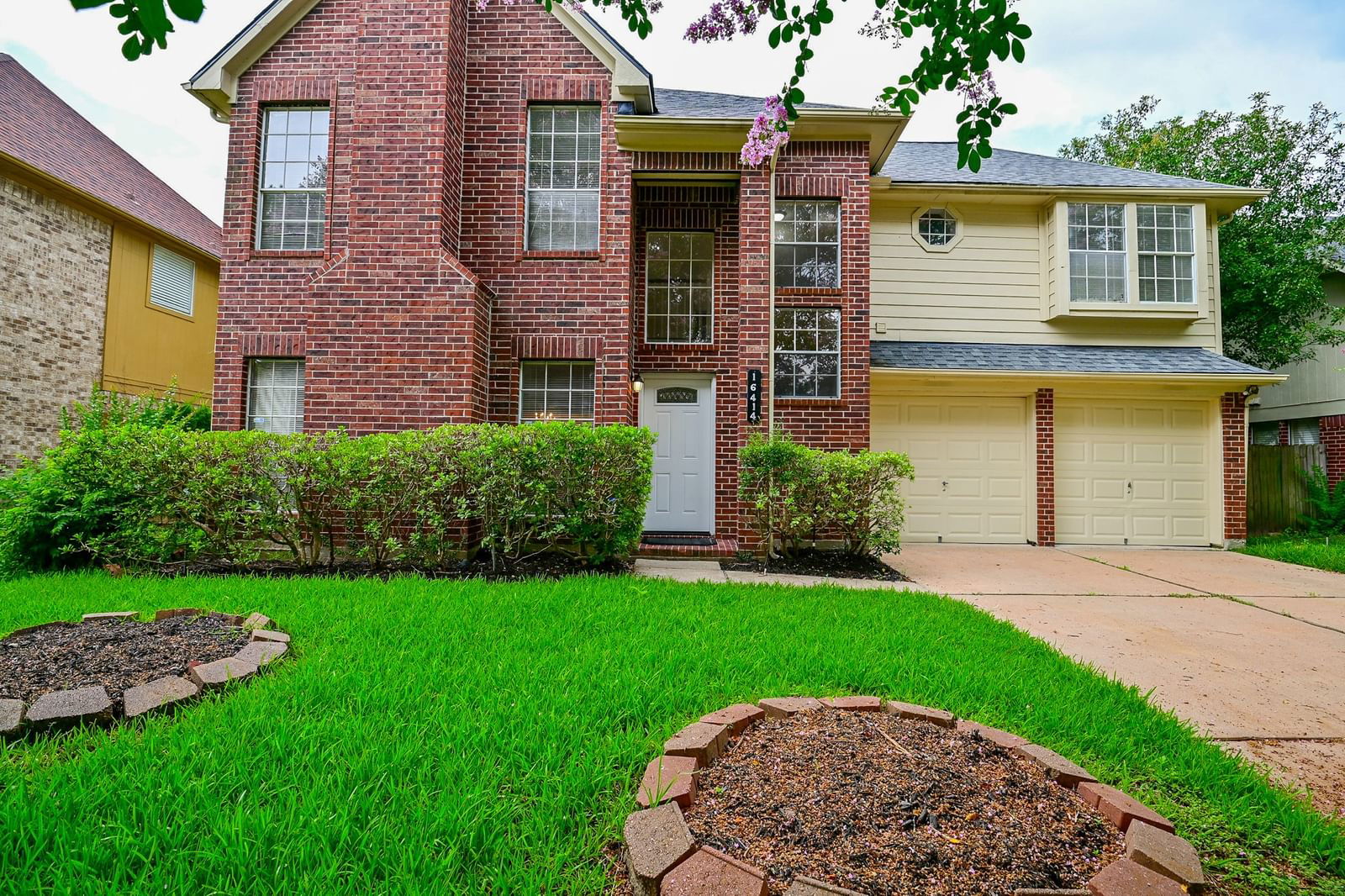 Real estate property located at 16414 Elmwood Point, Fort Bend, Village Of Oak Lake R/P, Sugar Land, TX, US