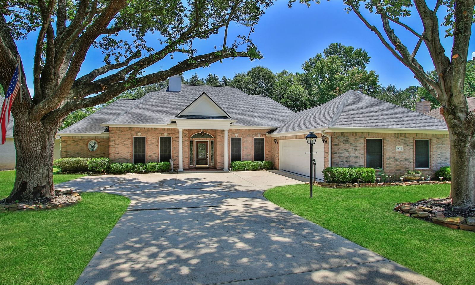 Real estate property located at 143 Stones Edge, Montgomery, April Sound, Montgomery, TX, US