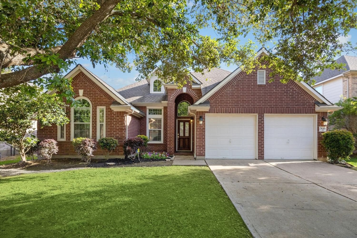 Real estate property located at 7630 Golden Thistle, Harris, Westgate Sec, Cypress, TX, US