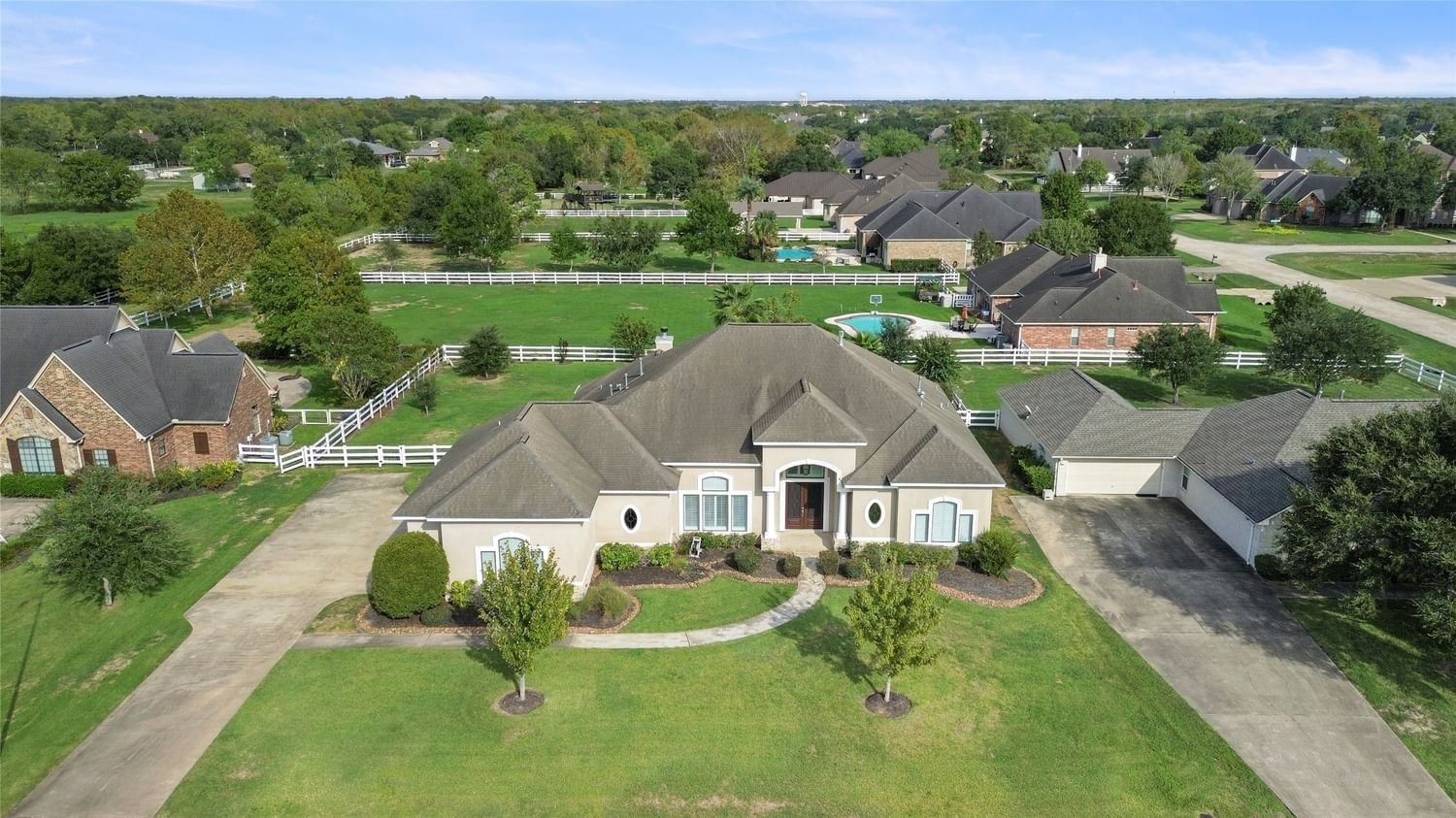 Real estate property located at 3929 Quail Run, Brazoria, Pearland, TX, US