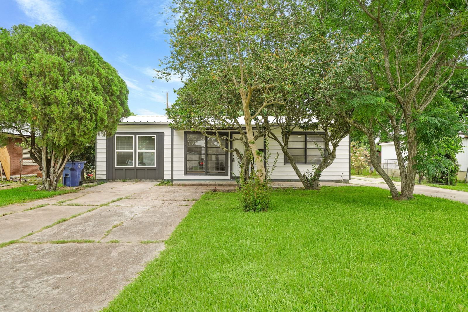 Real estate property located at 222 Sparrow, Galveston, South Acre Manor, Texas City, TX, US