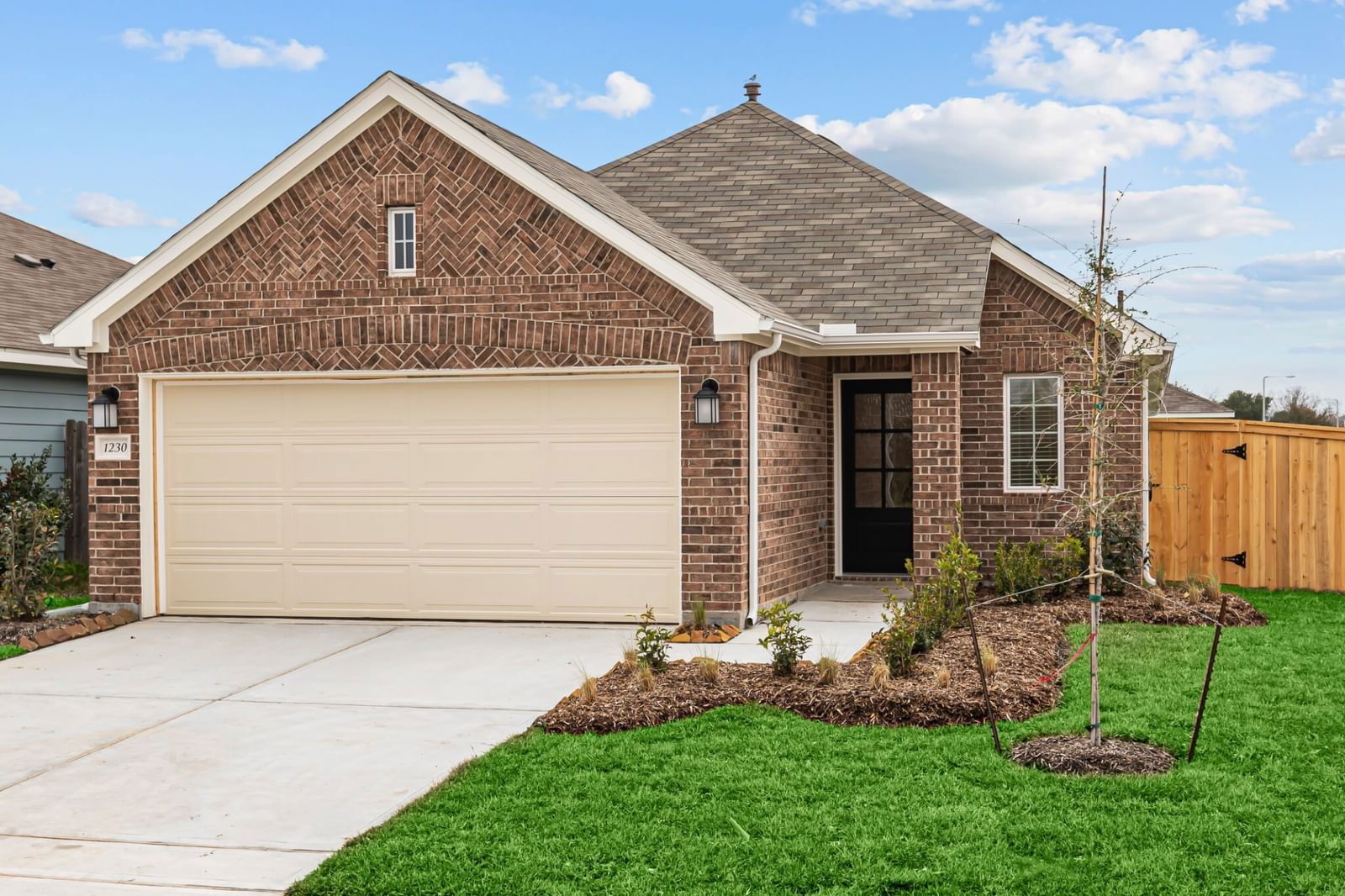 Real estate property located at 1230 Lancer Leap, Brazoria, Mustang Crossing, Alvin, TX, US