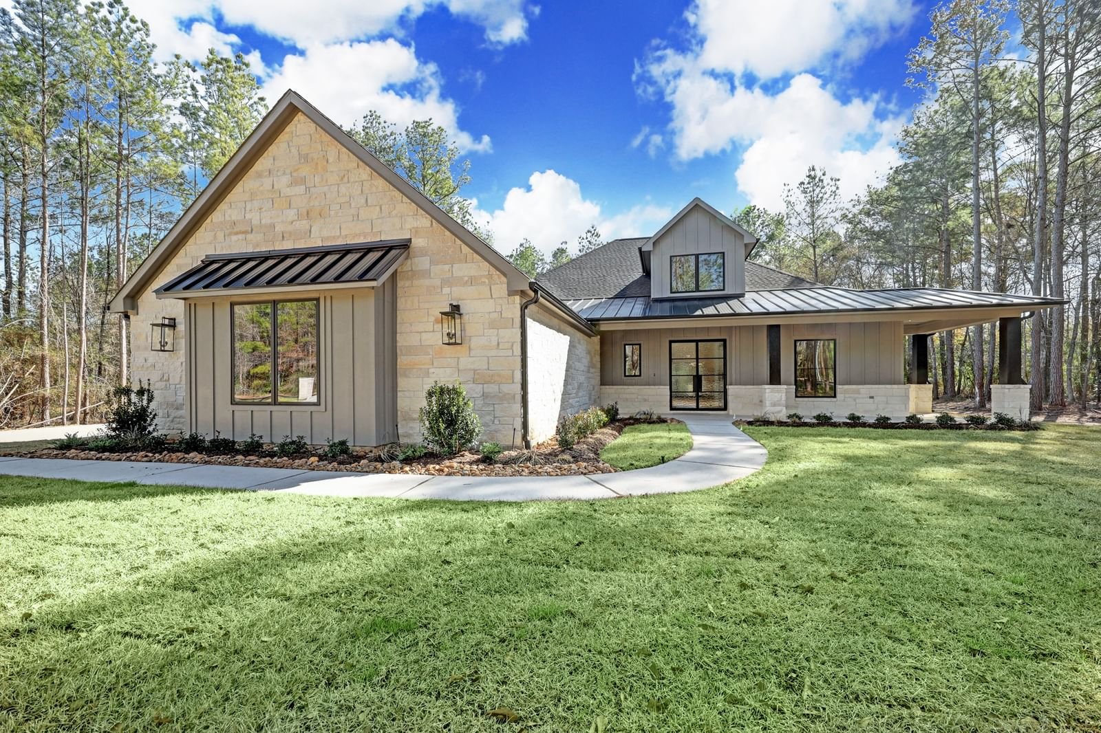 Real estate property located at 8110 Buckskin, Grimes, Saddle Creek Forest, Waller, TX, US