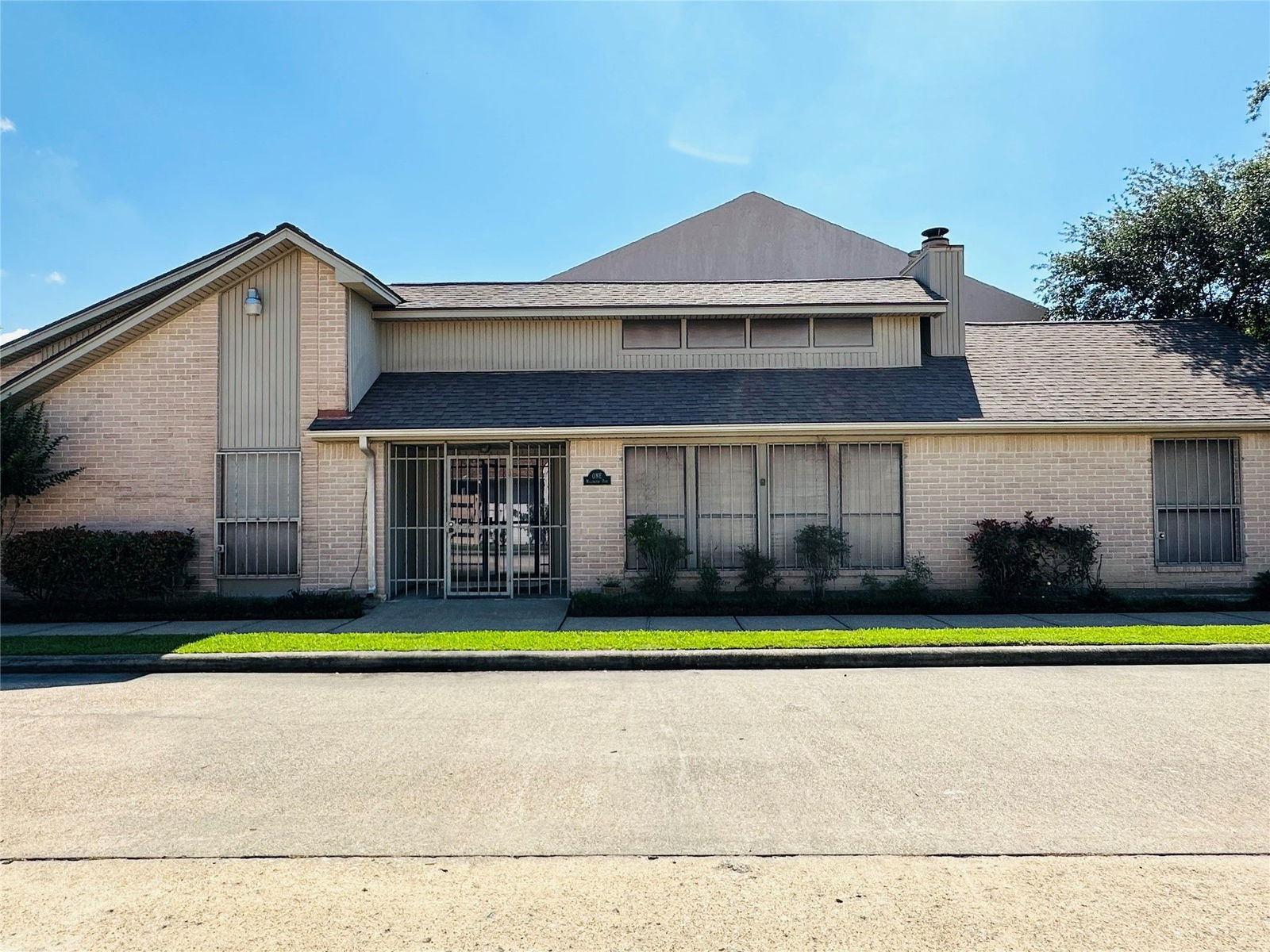 Real estate property located at 1 Wellington, Harris, Baytown, TX, US