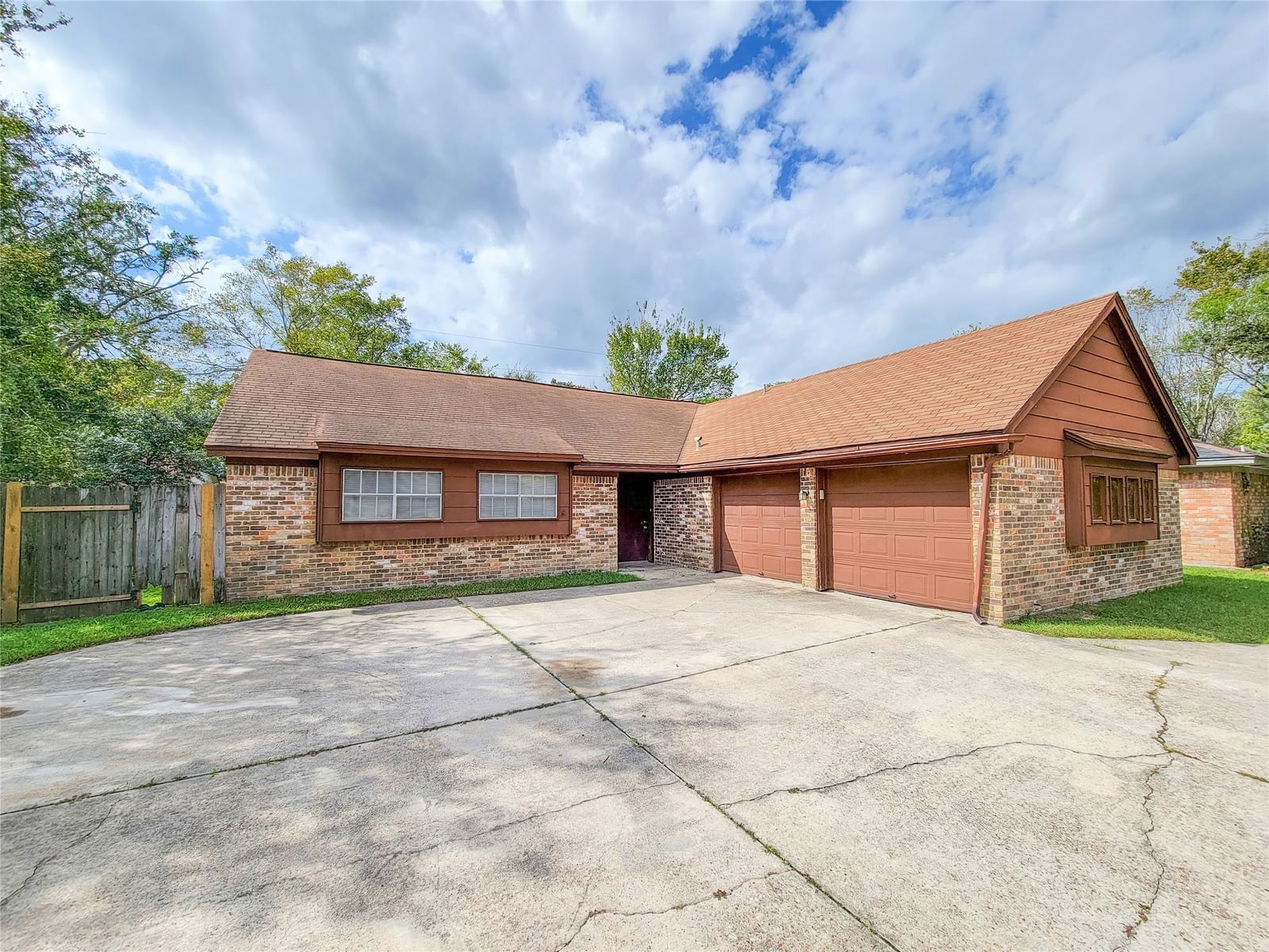 Real estate property located at 29403 Raestone, Montgomery, Fox Run 01, Spring, TX, US