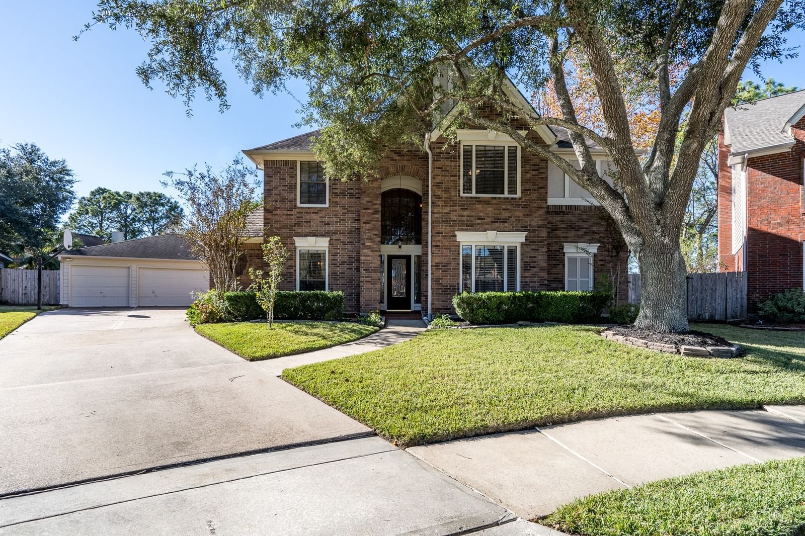 Real estate property located at 802 Amber Bough, Harris, Bay Knoll Sec 07, Houston, TX, US