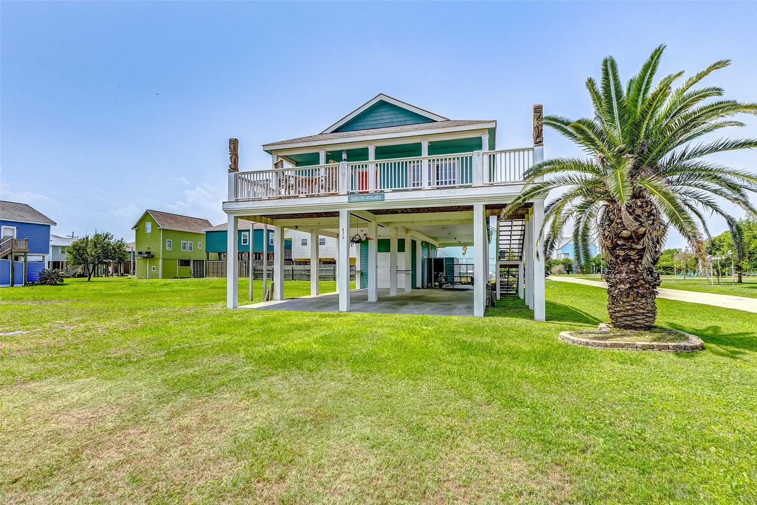 Real estate property located at 879 Holiday, Galveston, Emerald Beach, Crystal Beach, TX, US