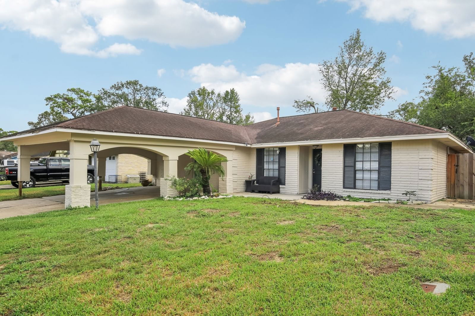 Real estate property located at 5118 Olana, Harris, Sequoia Estates Sec, Houston, TX, US