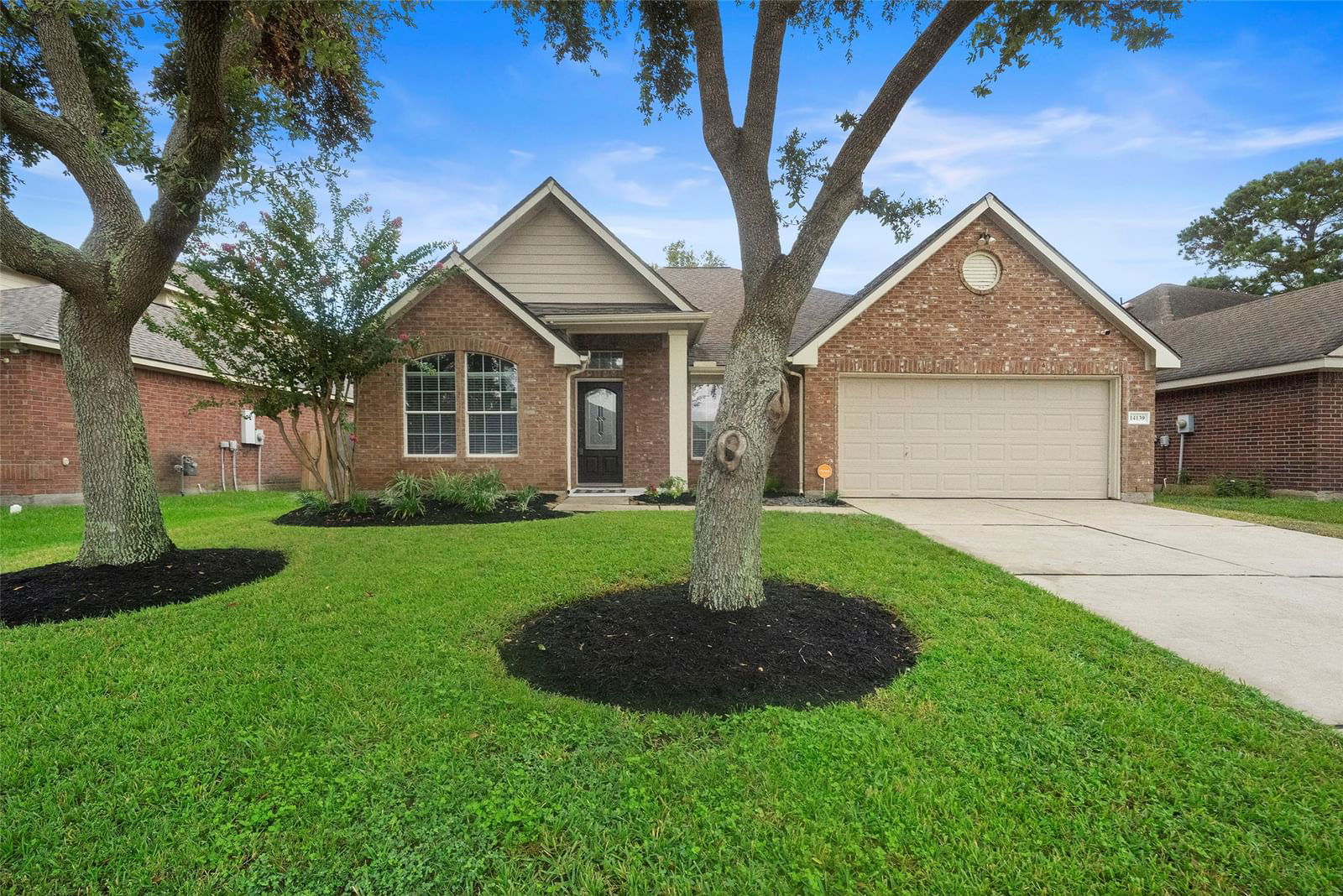 Real estate property located at 14139 Spring Mountain Lane, Harris, Summerwood, Houston, TX, US