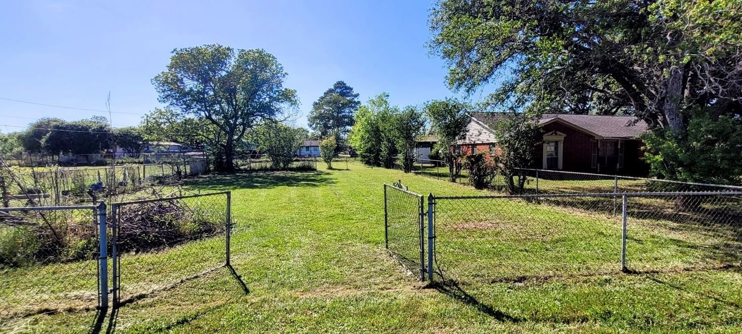 Real estate property located at 1305 2nd, Waller, Hempstead, Hempstead, TX, US