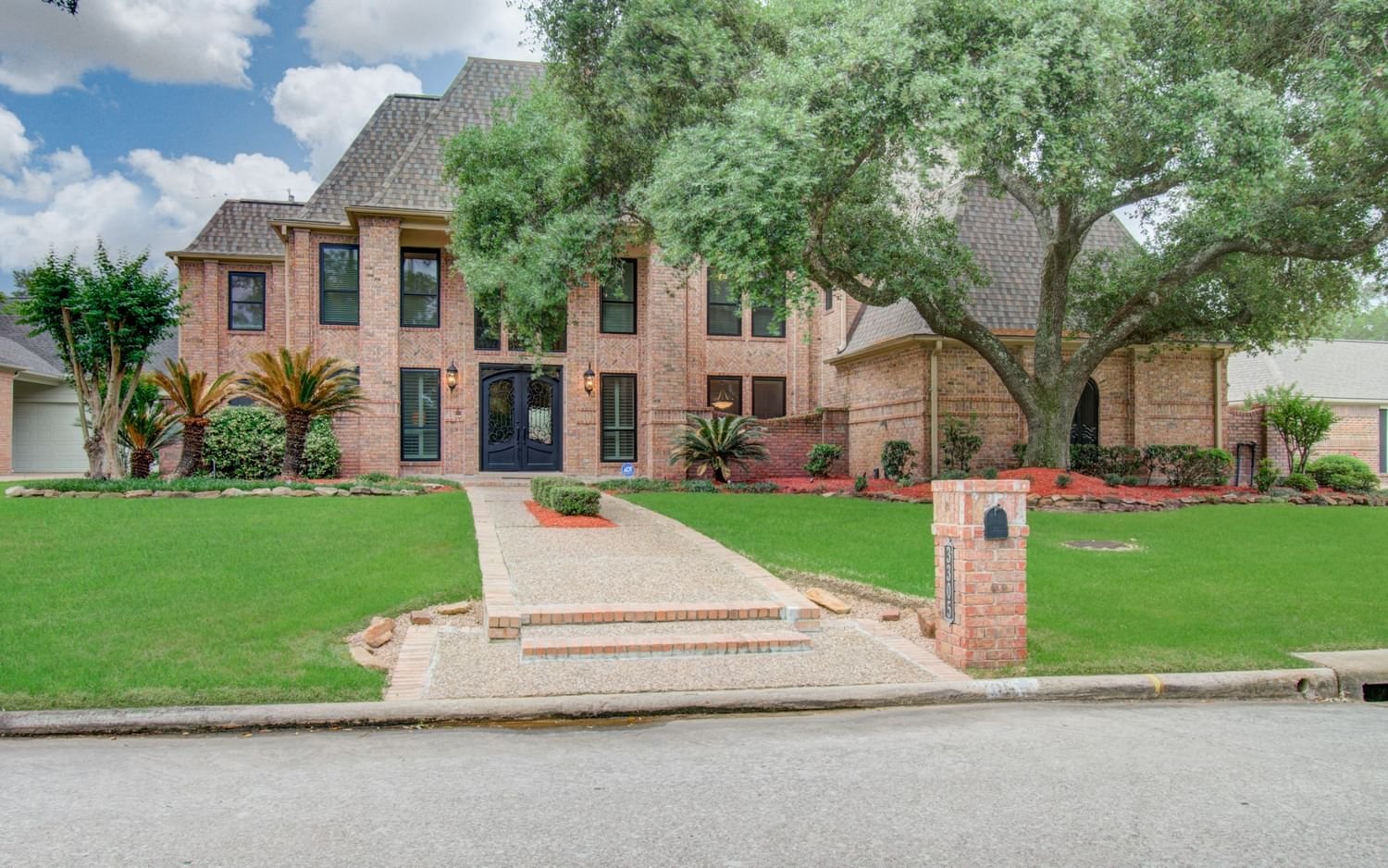 Real estate property located at 3305 Ivy Falls, Harris, OLDE OAKS, Houston, TX, US