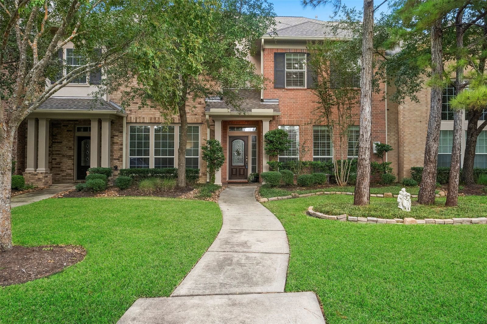 Real estate property located at 6 Ginger Jar, Montgomery, Woodlands Village Alden Bridge 100, The Woodlands, TX, US