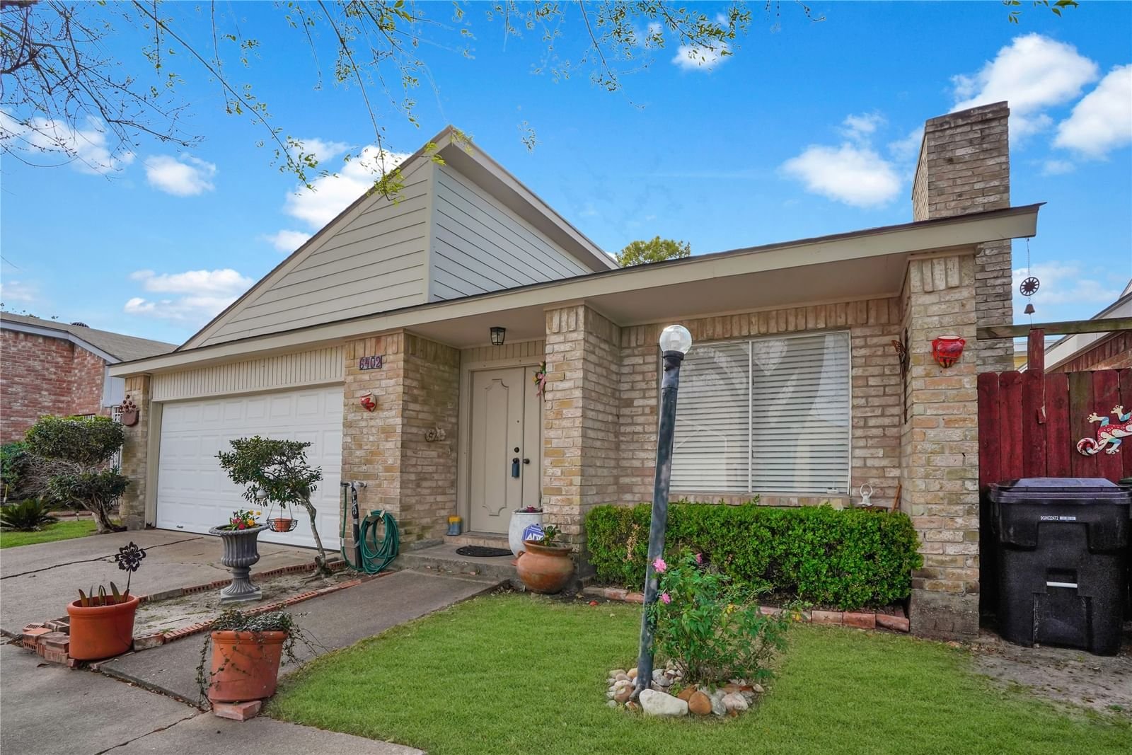 Real estate property located at 6402 Grandvale, Harris, Brays Village East, Houston, TX, US