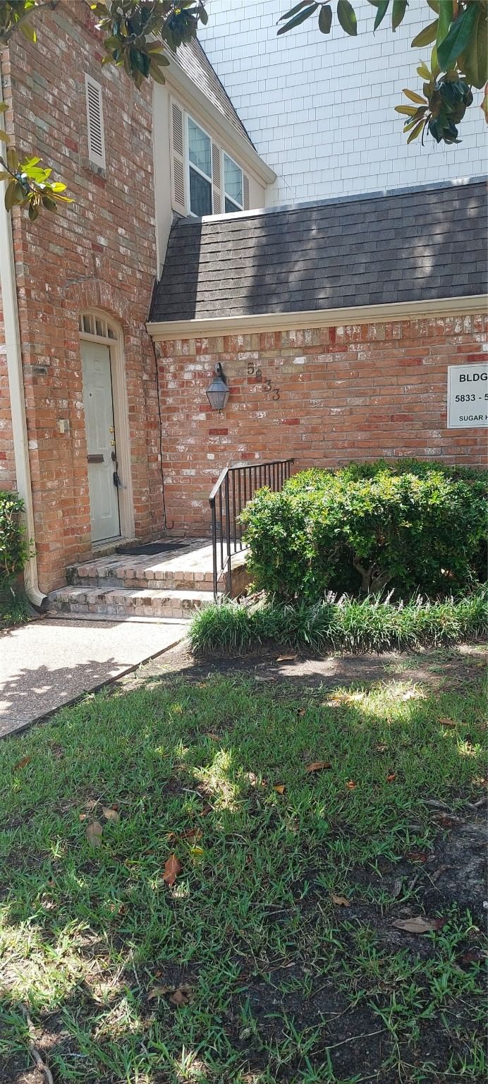 Real estate property located at 5833 Sugar Hill #34, Harris, Tanglegrove T/H Condo, Houston, TX, US