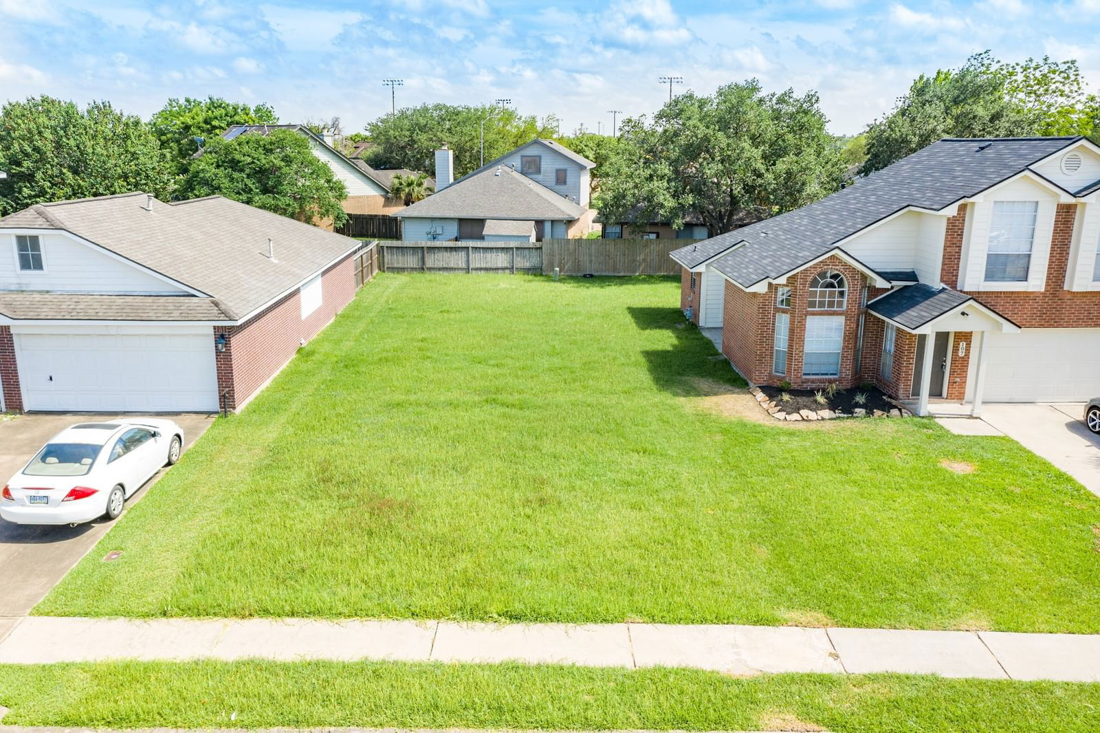 Real estate property located at 105 Cacao, Brazoria, Plantation Village Sec 1-27 L, Lake Jackson, TX, US