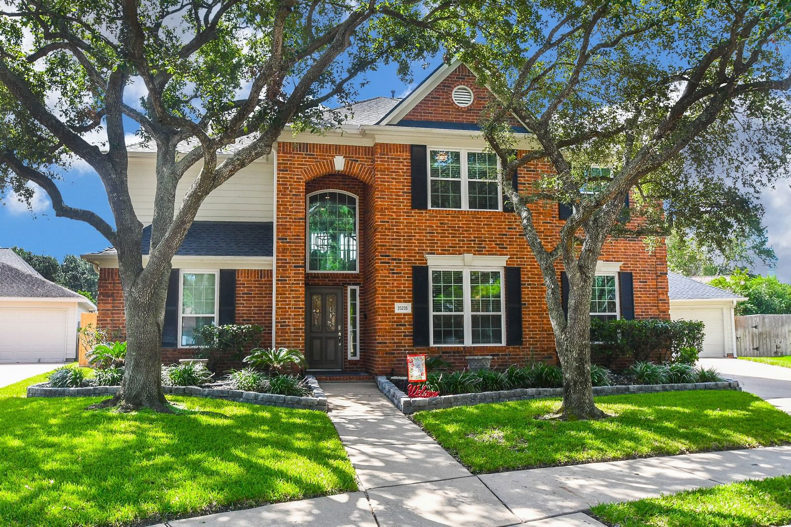 Real estate property located at 23235 Sawleaf, Harris, Cinco Ranch Meadow Place, Katy, TX, US