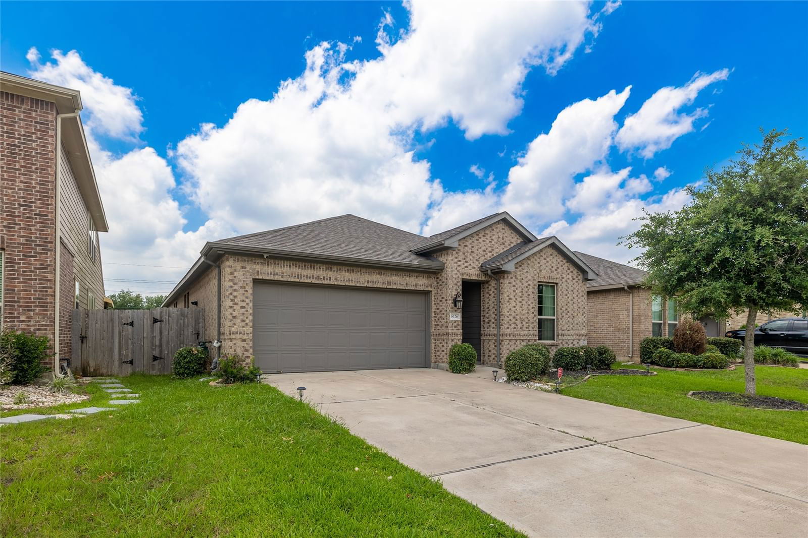 Real estate property located at 8126 Bellwick Bay, Fort Bend, Grand Vista Sec 20, Richmond, TX, US